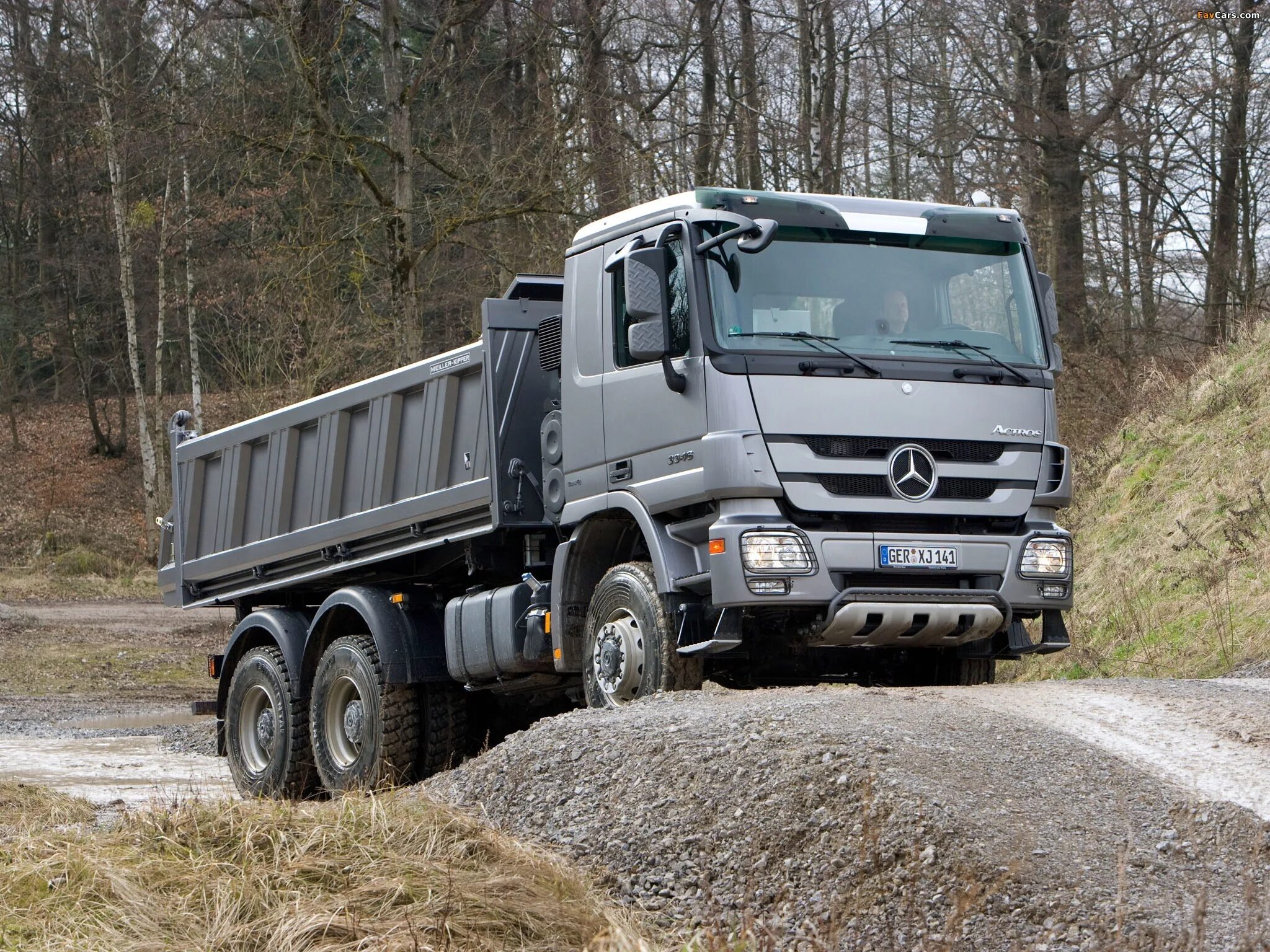 Купить самосвал на трак ав бу. Мерседес Бенц Актрос самосвал. Mercedes-Benz Actros 3346. Мерседес Актрос самосвал 6х6. Mercedes-Benz-3341 Actros.