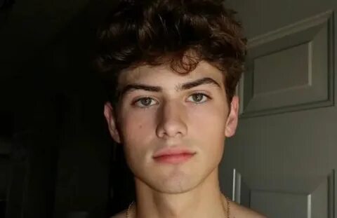 Grant Marshall Bio, Net Worth 2023, Age, Birthday, Height EroFound