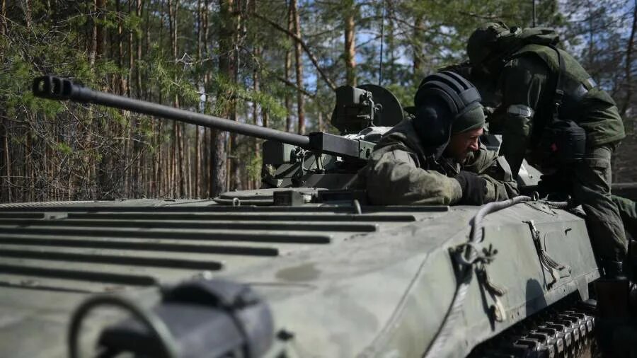 российские солдаты на украине. бойцы чвк вагнер в бахмуте. боевые действия. российские чеченские войны на украине. попасная бои 2022.