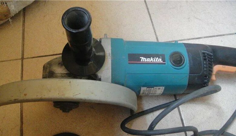 Болгарка макита 230 макита. Авито болгарки бу. Ушм макита большая. Ушм hitachi 125 мм б. Болгарка макита м 16.