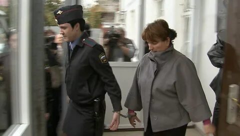 Под конвоем