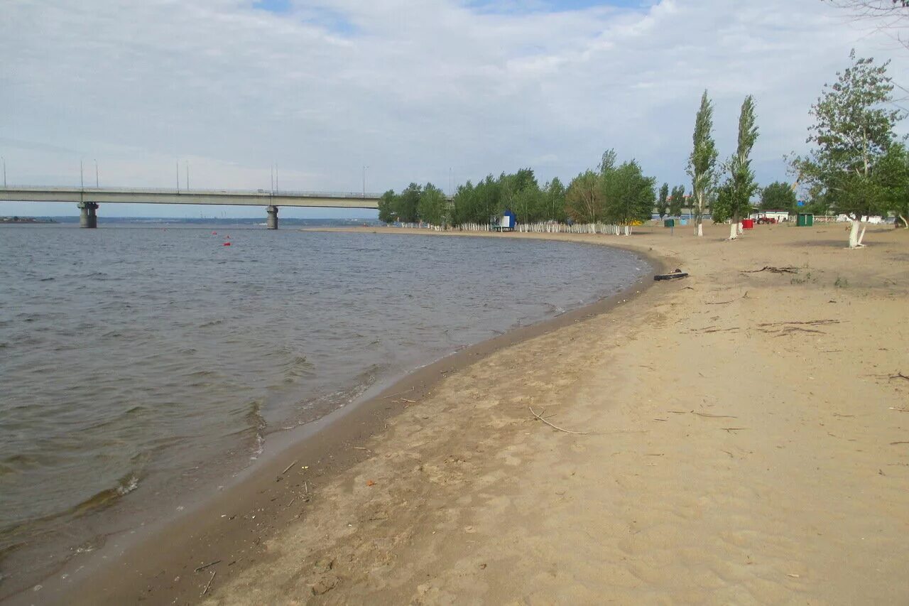 Пляж энгельс. Пляж Пески Энгельс. Городской пляж Энгельс.