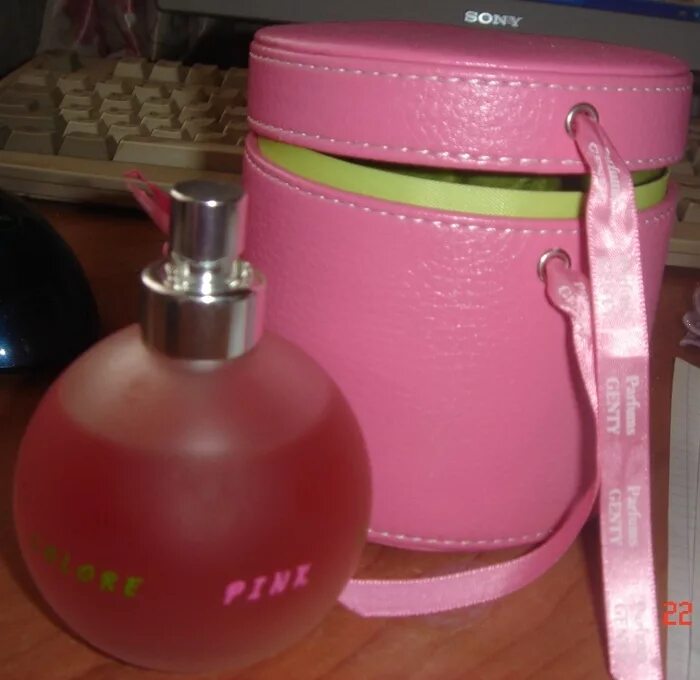 спрей версаче брайт кристалл. духи pink colore colore pink. Lacoste женские 12. духи летуаль розовые. духи женские в розовой коробочке.