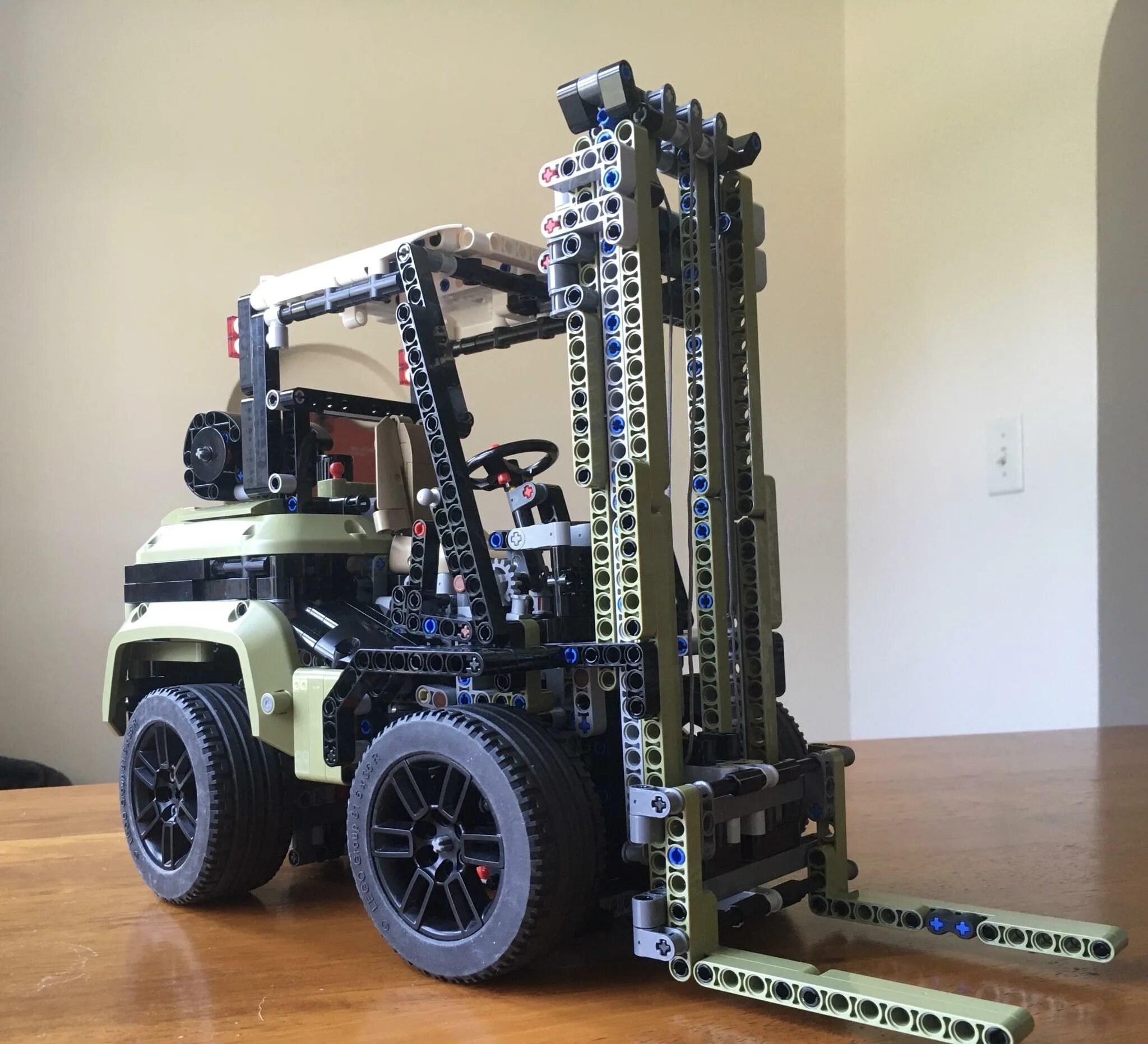 Technic defender