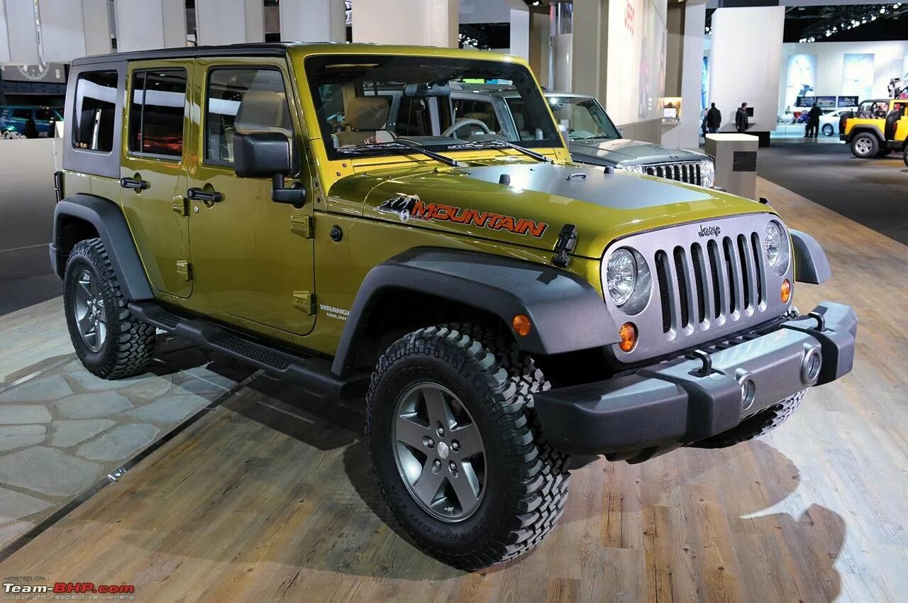 Автомобили джип с пробегом. Jeep Wrangler дизель. Вранглер 2010. Jeep Wrangler 5 дверный. Джип Вранглер 1970.