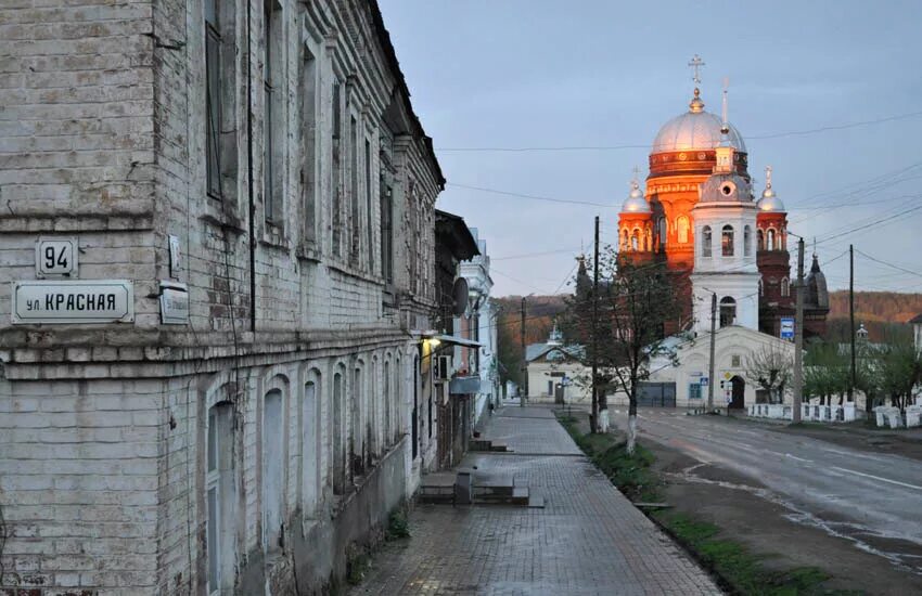 Город уржум кировская область. Уржум, ул. Уржум кировская область. Уржум кировская область. Краеведческий музей уржум.