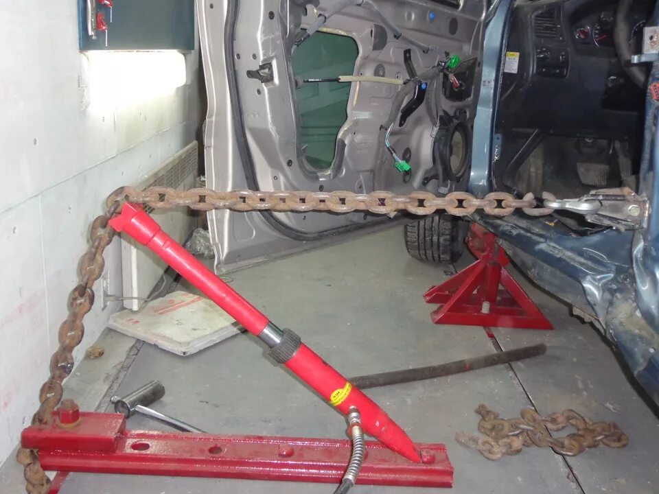 Стапель поворотный грузоподъемность 500 кг. Стапель мрс 360. Подкатной стапель матрикс. Газ рамы 3302 стапель. Кузовной стапель своими руками.