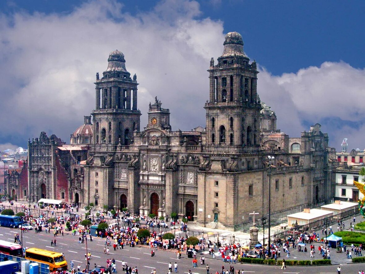Столица страны мехико. Мехико-Сити достопримечательности. Столица Мексики. Мехико столица. Исторический центр Мехико.