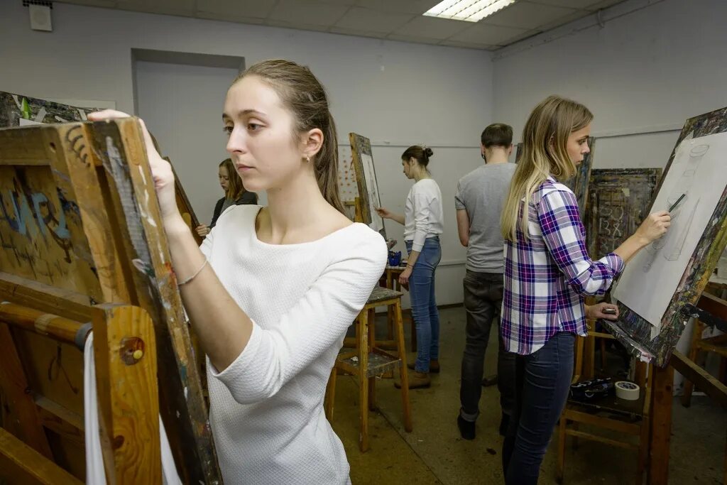 училище на дизайнера. строительный колледж дизайнер. строительный техникум махачкала. художник после 9 класса. многопрофильный колледж удгу ижевск.