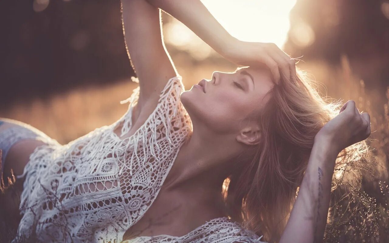 Что такое чувственность. Что такое чувственность. Что такое чувственность. Парень девушка страсть. Леонид афремов страсть.