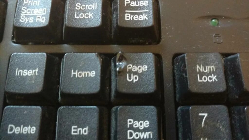 Что такое scroll lock на клавиатуре. Скролл лок на клавиатуре. Кнопка Scroll Lock на клавиатуре. Pause Break что это такое на клавиатуре. Кнопка Pause на клавиатуре.