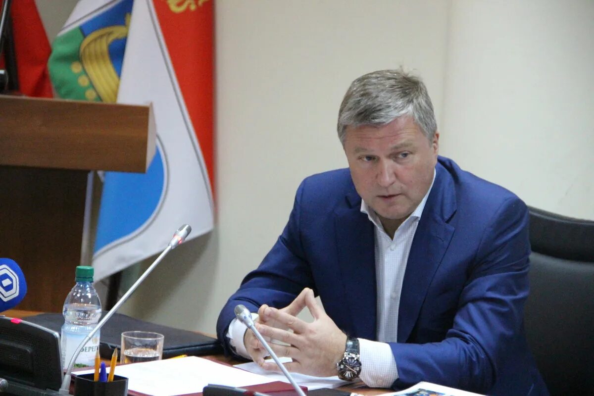 Виктор сергеевич азаров. Мытищи). Азаров мытищи. Азаров глава мытищинского района. Виктор сергеевич азаров.