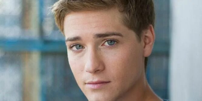 Трэвис ричардс. Трэвис тернер актер рост. Трэвис тернер актер рост. Трэвис тернер рост. Трэвис тернер.