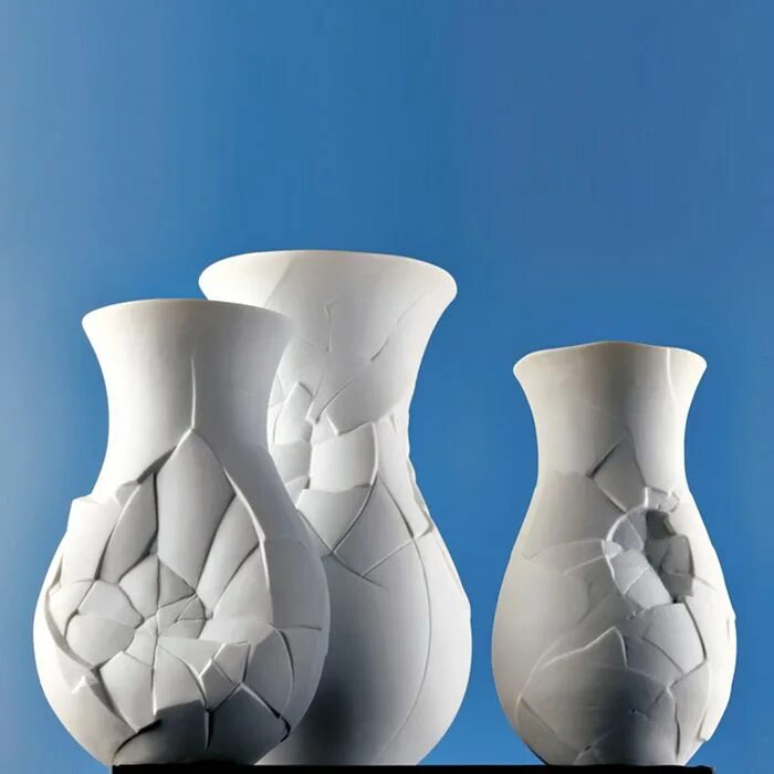 Ваза необычной формы. Керамика Rosenthal. Дизайнерские вазы. Необычные вазы. Необычная ваза.