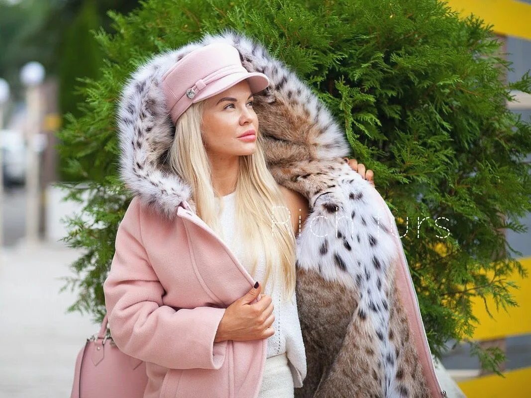 Норковая щипаная шуба 2020. Шуба каляев размер 50 пастель. Шубы на садоводе. Фотосессия в шубе в москве. Шубка москва.