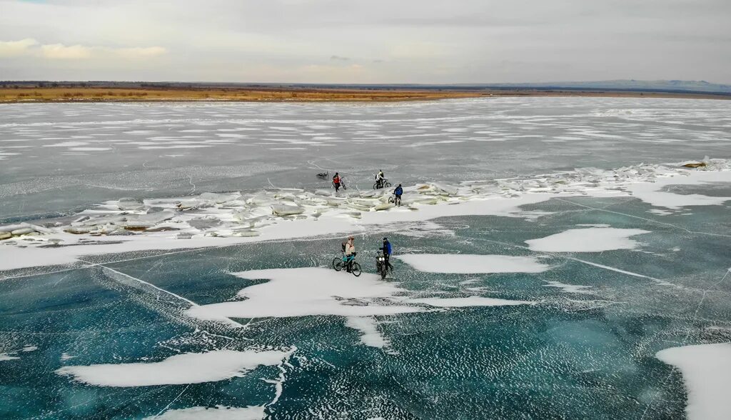 Казахстан ice challenge series. Капчагайское водохранилище зимой. Капчагайское водохранилище. Капчагайское море зимой фото. Капчагайское водохранилище Волга-2.