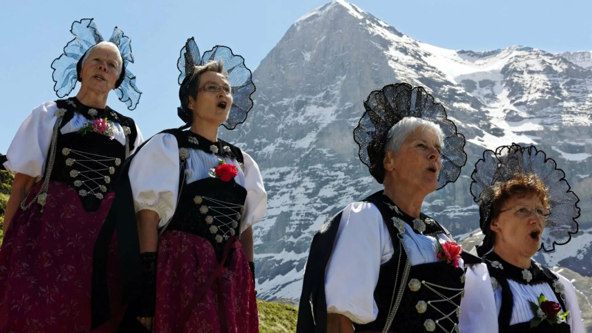 Йодль швейцария пастухи. Йодль швейцария. Лендлер австрия. Switzerland song. Национальные танцы швейцарии.