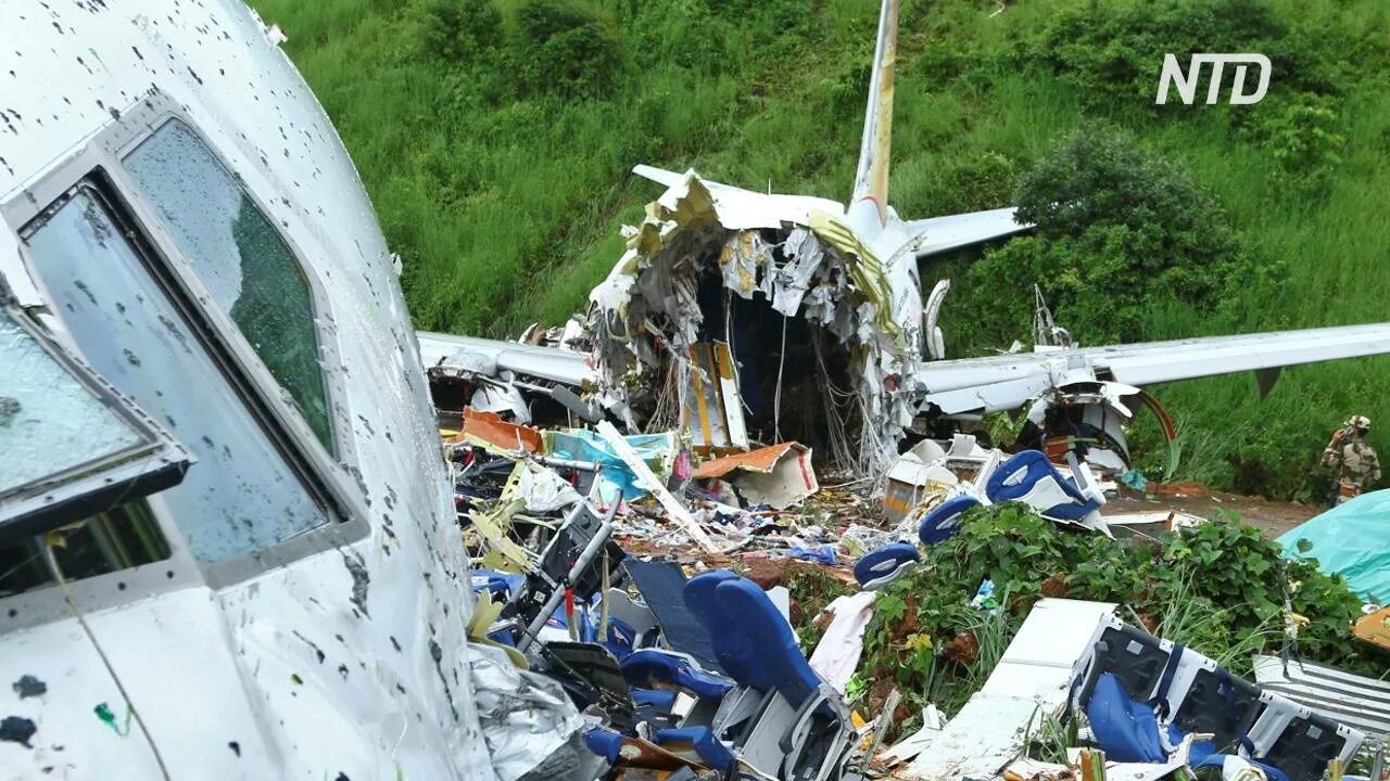 Сколько самолетов крушение. Авиакатастрофа ан 24 в игарке. Боинг 737 турецкие авиалинии авиакатастрофы. Сколько самолетов крушение. Разгерметизация самолета.