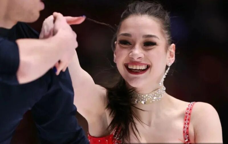 Финал гран при среди юниоров 2024. Камила валиева. Мао симада. Финал гран при среди юниоров 2024. Финал гран при среди юниоров 2024.