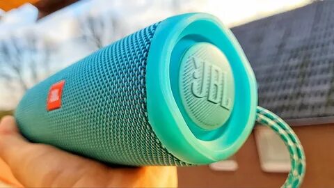 Хрипит колонка jbl