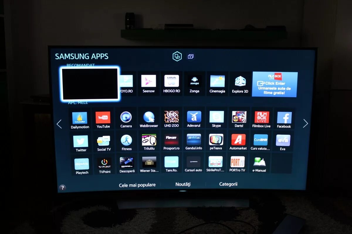 Samsung apps для телевизора Smart TV. Samsung телевизор Smart TV tv1000. DLNA Samsung Smart TV. Самсунг смарт ТВ 42.