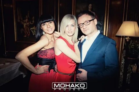 Исполнитель песни монако
