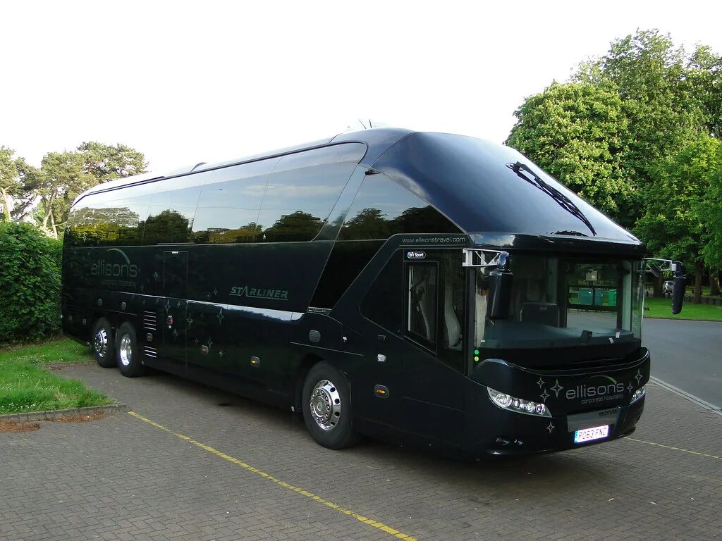 Автобус Neoplan Starliner. Неоплан автобус 2021. Neoplan 651. Neoplan 46 автобус.