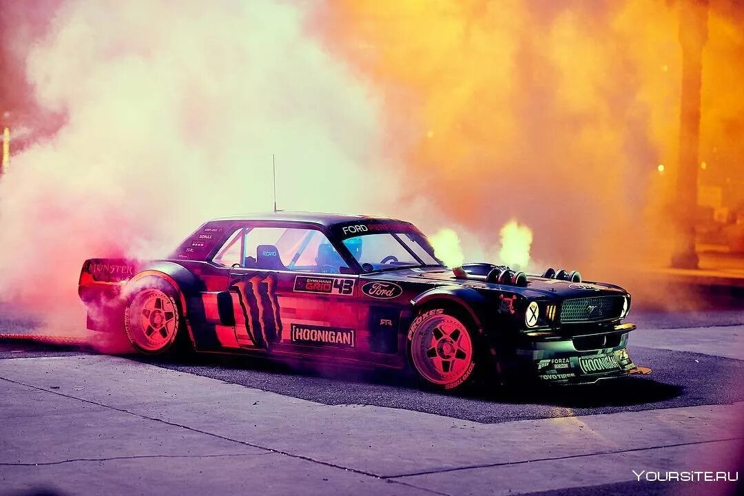 Дрифт очень крутой. Hoonigan lada. дрифт корч фиат. nissan hoonigan. дрифт корч неон.