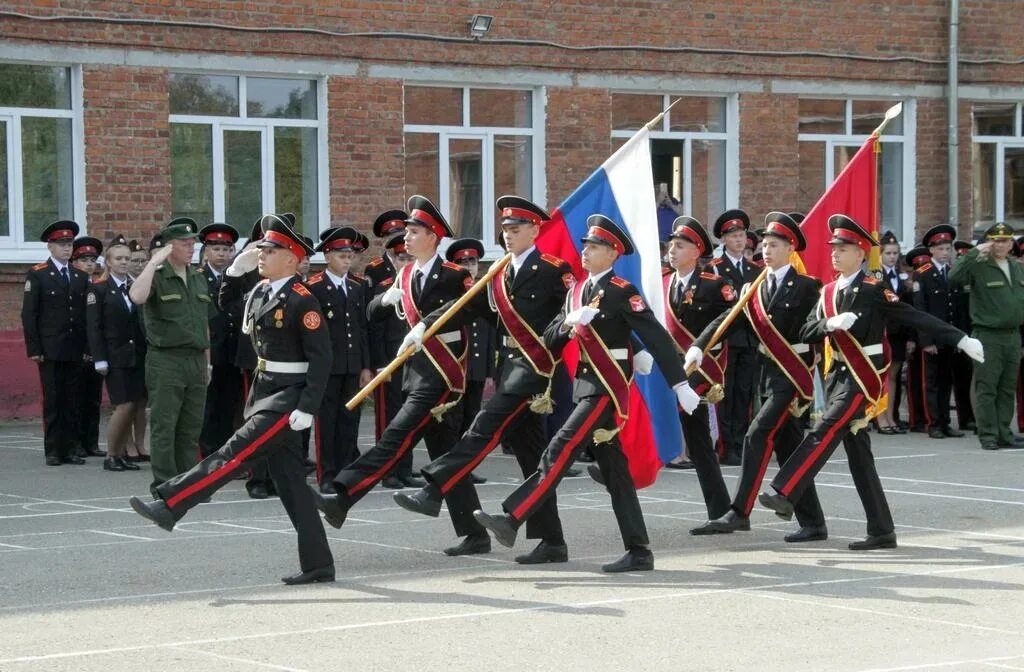 Смоленский кадетский корпус. Смоленский кадетский корпус фельдмаршала. Смоленский фельдмаршала Кутузова кадетский корпус. Кадетский корпус Смоленск. Кадетский корпус Кутузова Смоленск.