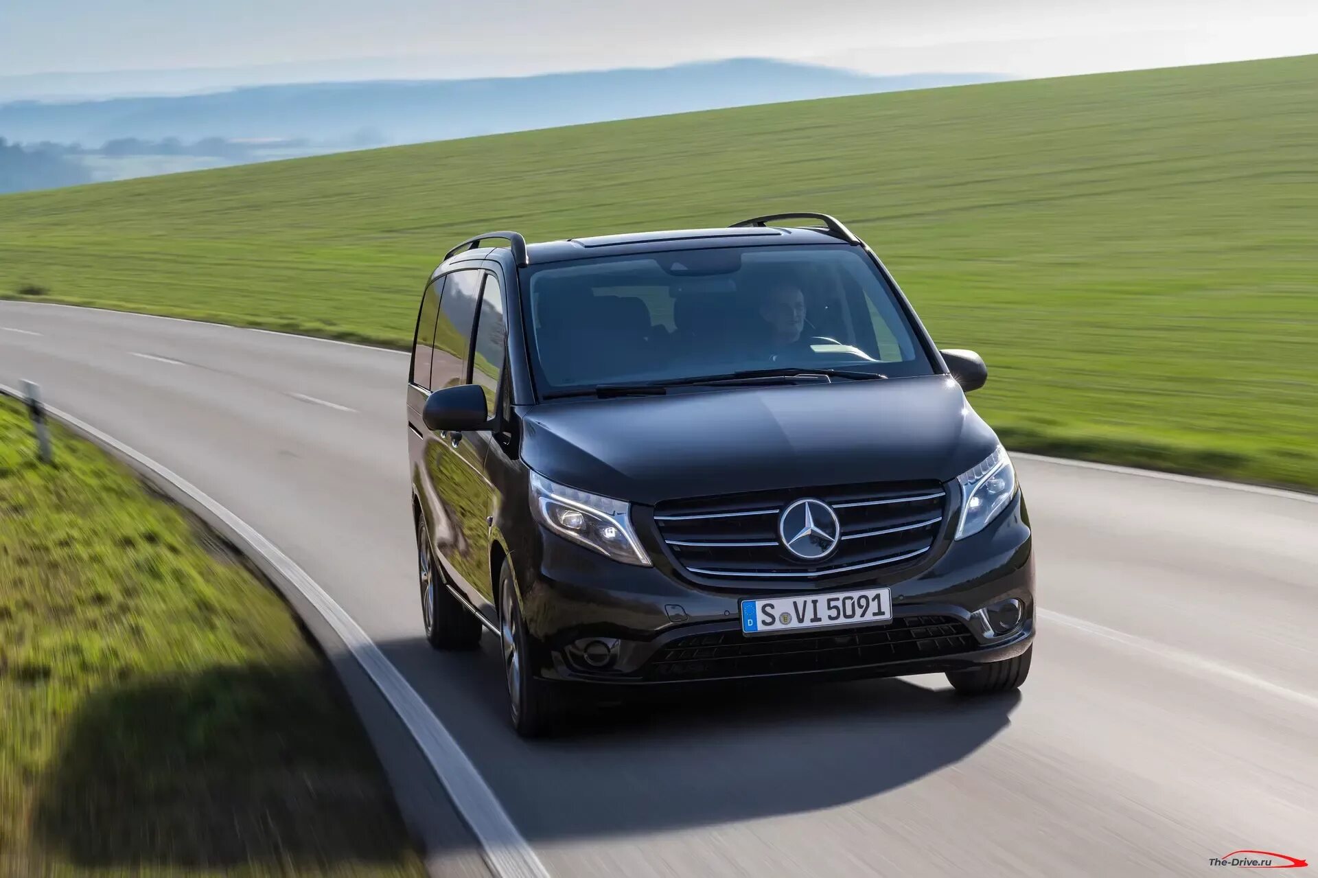 Mercedes sprinter vito. Mercedes Benz Vito 2021. Мерседес-Бенц Вито 2020. Mercedes Vito 2021. Mercedes Benz Vito Tourer 2021.