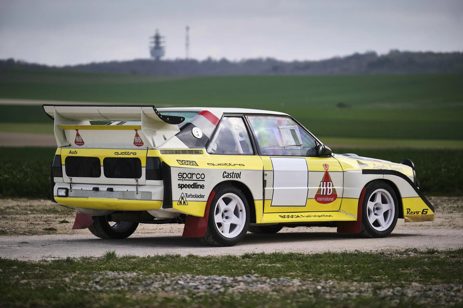 Первое ралли. Audi quattro Sport s1. Audi s1 Rally. Ауди кватро ралли. Audi quattro s1 ралли.