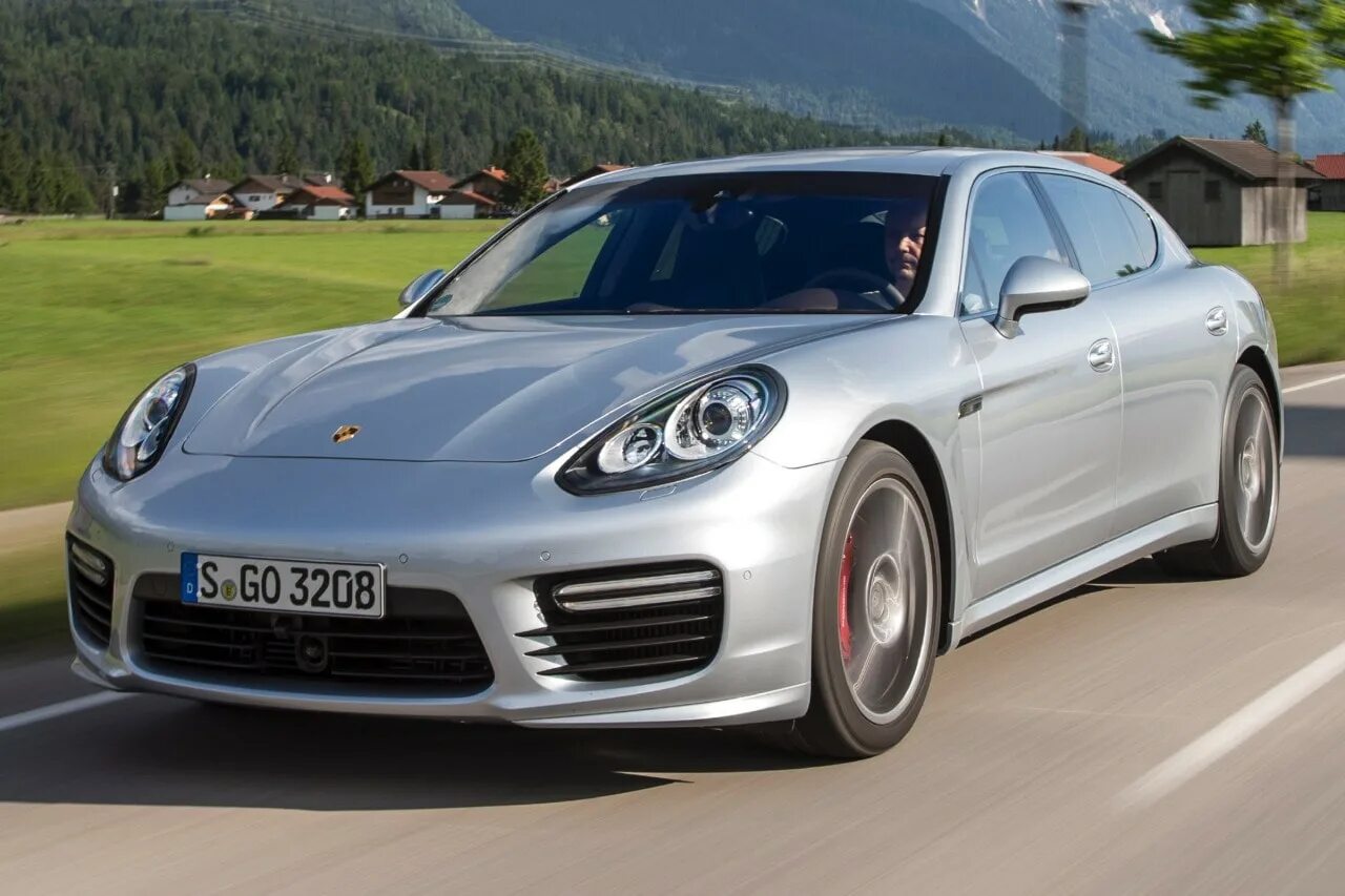 Порш манера. Порше панамера турбо 2015. porsche panamera 2015. порше панамера 4s 2015. порше панамера 2013.