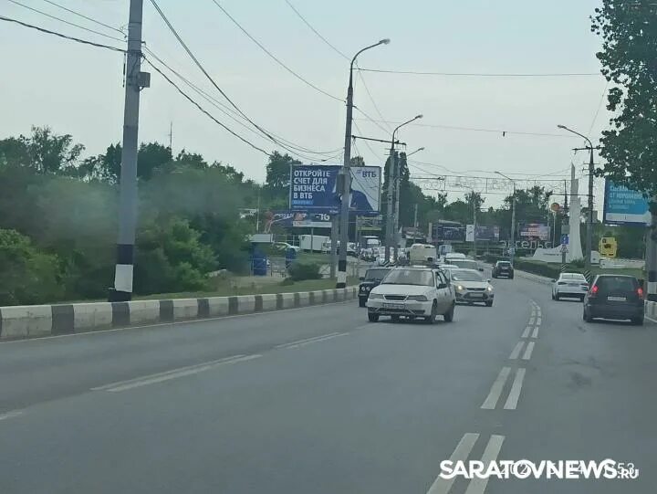 Саратов пробки на мосту. Пробка на мосту Саратов Энгельс сейчас. Пробка на мосту Саратов Энгельс сейчас причина. Пробка на мосту Саратов Энгельс 28.02 сейчас причина.