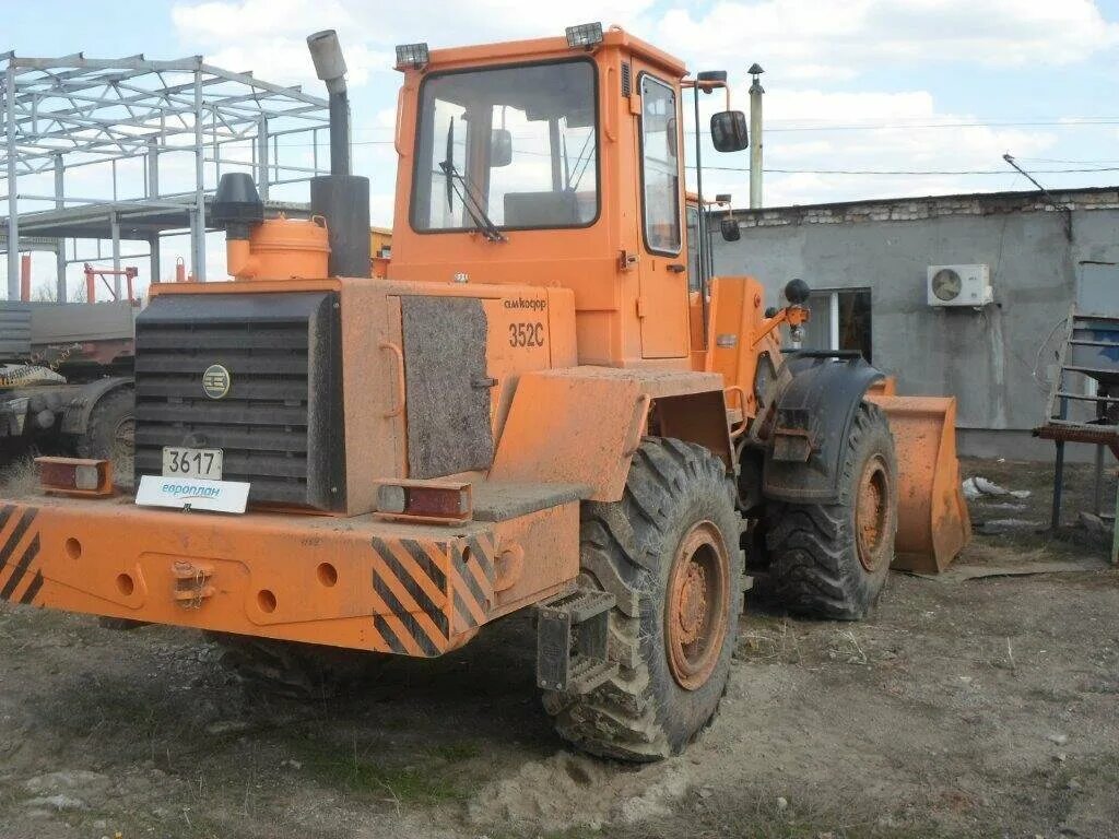 мтз 82. краз 255 с манипулятором. эо 2628 борекс. дз-122 автогрейдер ссср. 5.