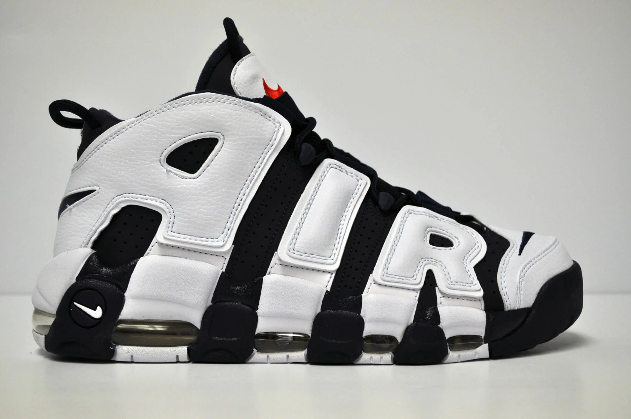 Найки аптемпо. Кроссовки найк аптемпо. Кроссовки найк АИР аптемпо. Nike Air Jordan Uptempo. Nike Air more Uptempo 96 White.