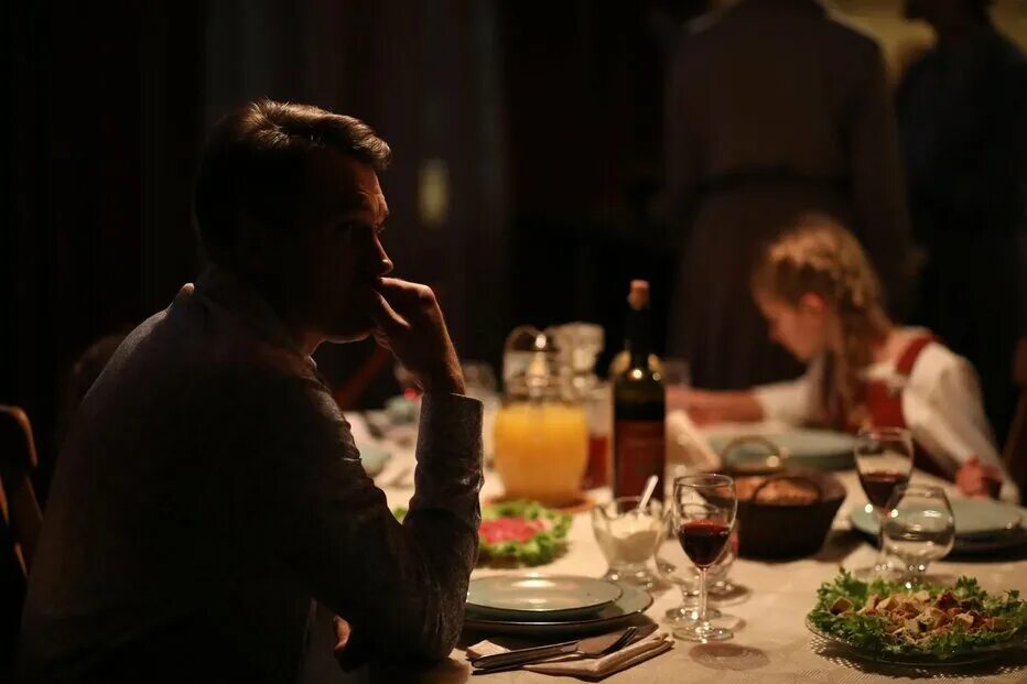 Медиум сериал 2021. Медиум сериал 2021. Медиум сериал 2021 россия. Медиум 2021. Медиум 2020.