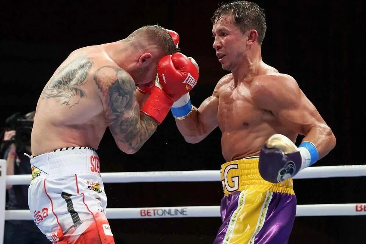 Justin gaethje титул чемпиона. Лучший бой 2021. Лучший бой 2021. Rafael fiziev vs bobby green. Серхио петтис хуан арчулета.