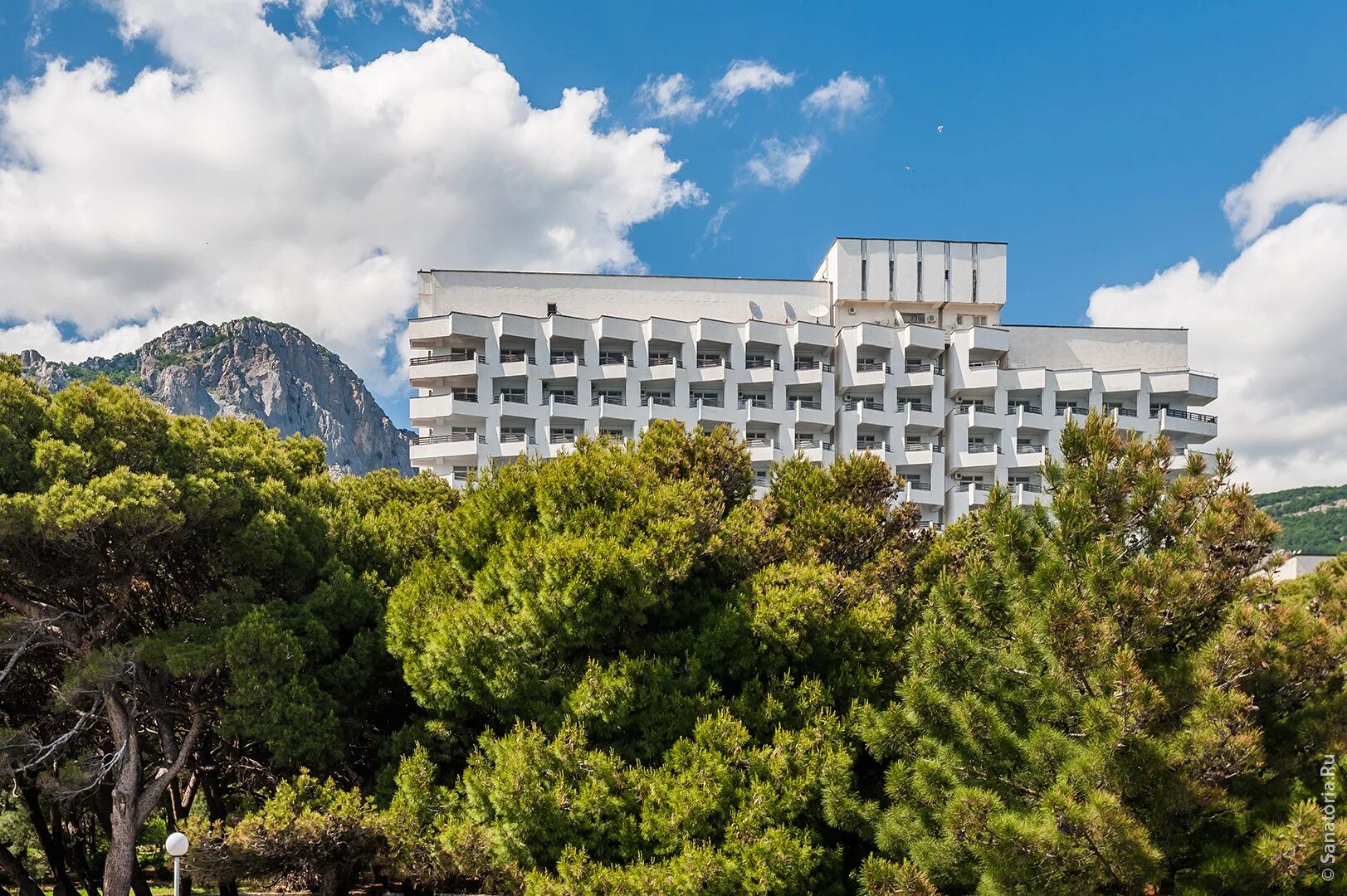 пансионат родина крым гаспра. пансионат «курпаты» в ялте. санаторий родина гаспра. парк форос санаторий крым. санаторий крымская здравница ялта.