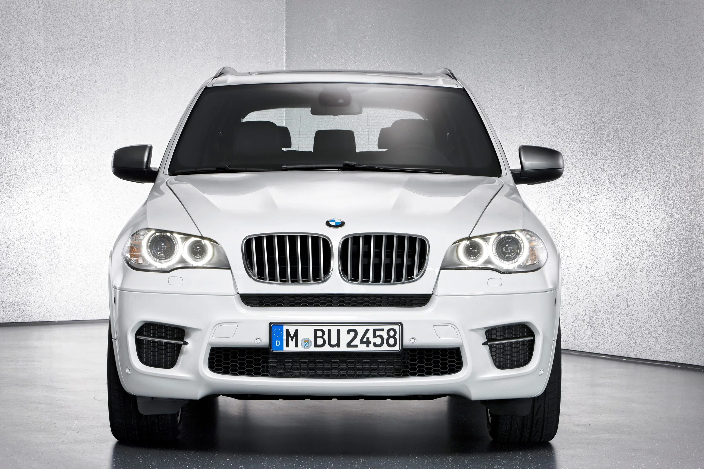 Размеры х5 е70. BMW x5 m5 2012. BMW x5 II. BMW e70 m. BMW x5 e90.