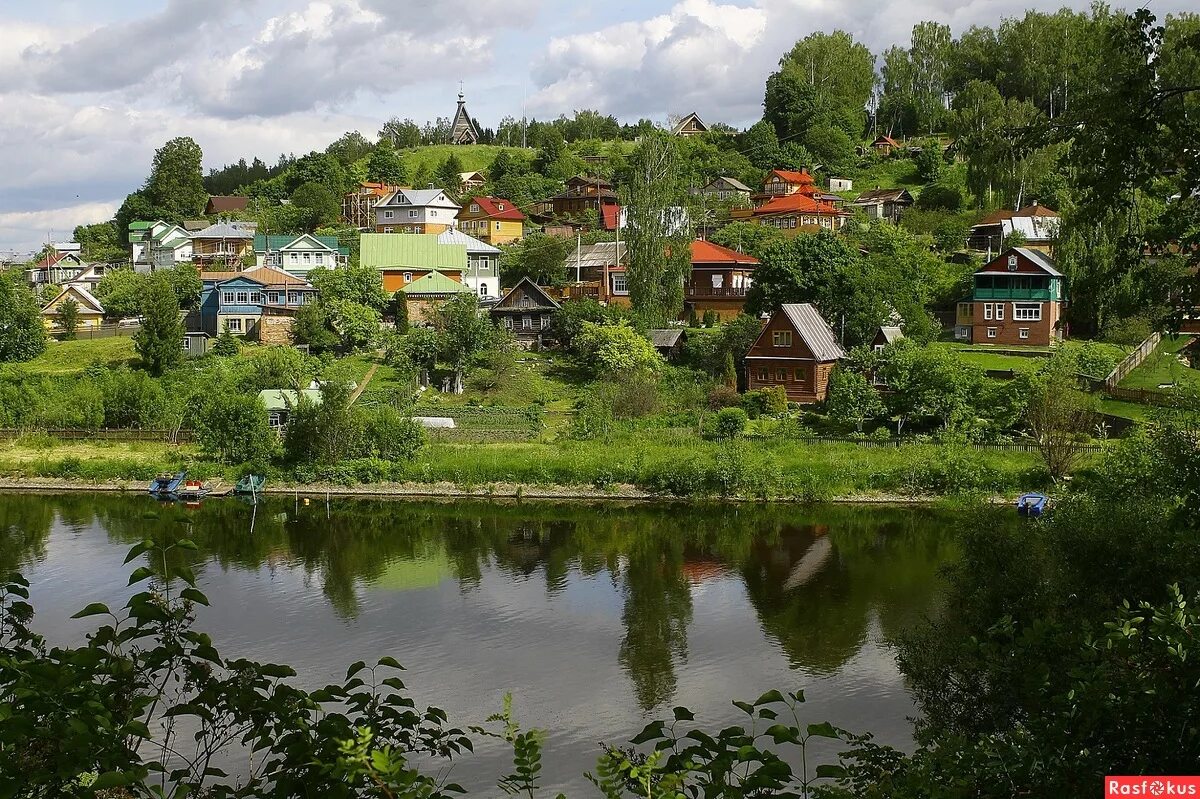 Поселок Плес. Плесское поселение Ивановская область. Деревня Плес Ивановская область. Ивановский Плес коттеджный поселок.