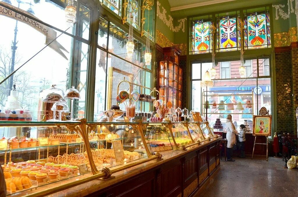 Елисеевский гастроном в питере. Piter store. Москва елисеевский гастроном здание. Торговый дом купцов елисеевых питер. Санкт-петербург елисеевский магазин на невском проспекте.