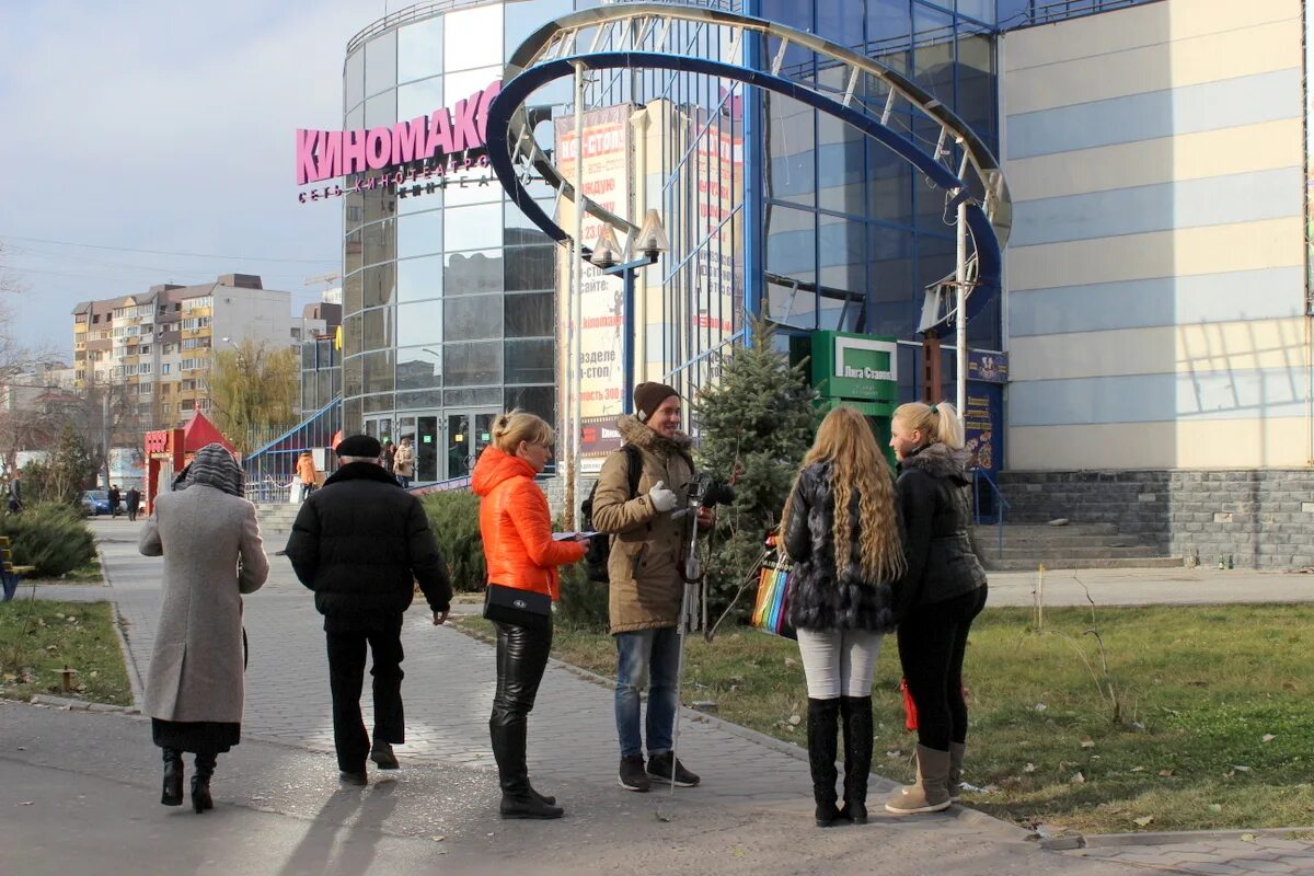 Паркхаус в волгограде кинотеатр. Паркхус волгоград. Парк хаус казань боулинг. Парк хаус волгоград кинотеатр. Трц парк хаус волгоград.