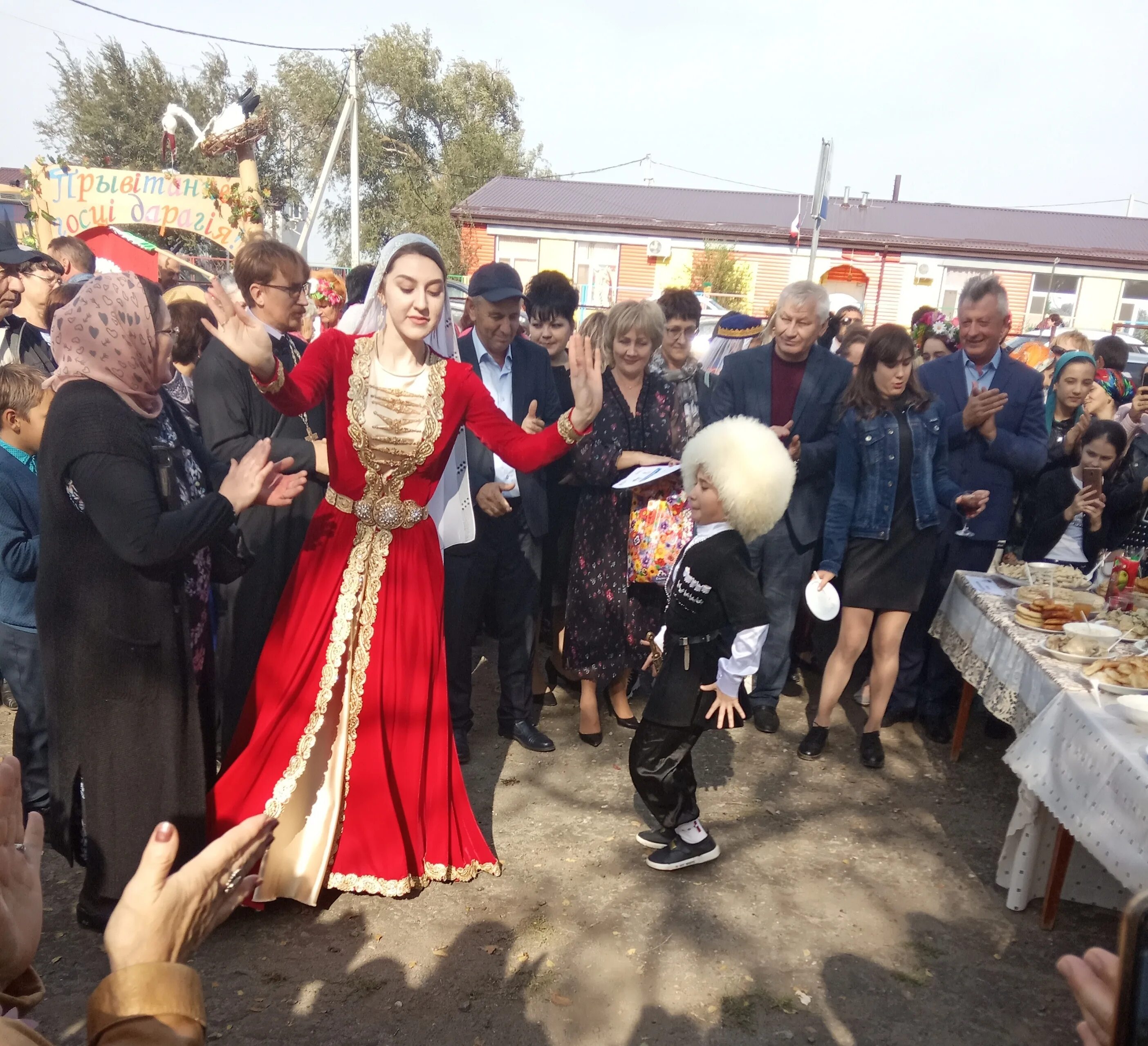 Валуевка (волгоградская область). Село ремонтное. Белгород валуевка новости. Министр жилищно-коммунального хозяйства белгородской области. Разрушенный город.