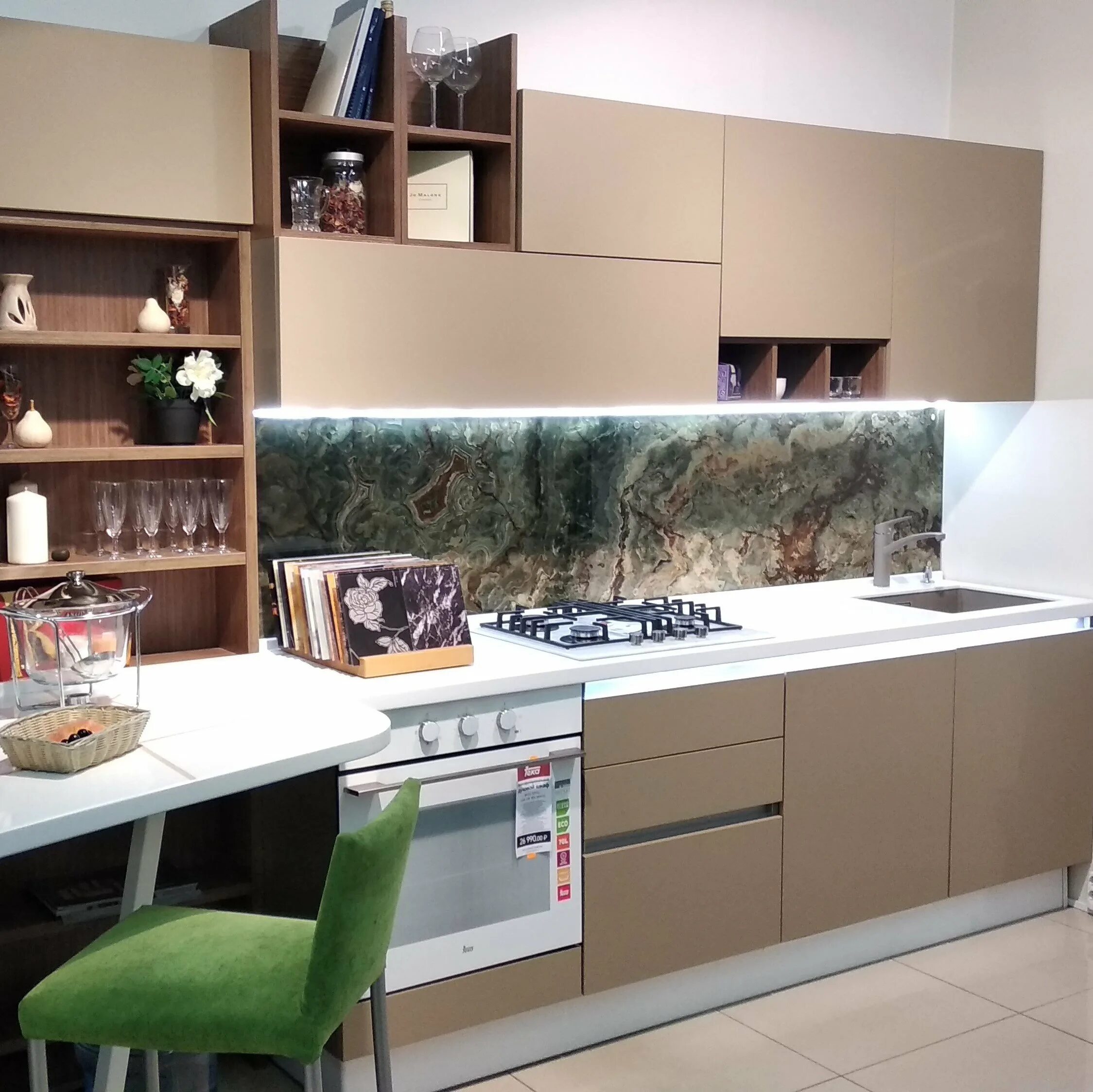 Кухня фасады лдсп эггер под дерево. Arpa 4367 фасад. Кухня айсберри 2 4 м белый сонома бтс. Кухня лдсп. Фасады лдсп эггер.
