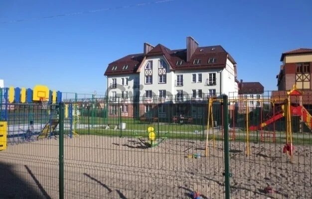 Восточная резиденция малое васильково. Васильково 3 дом. Поселок малое васильково калининградская область. Мало василькова. Малое васильково калининград.