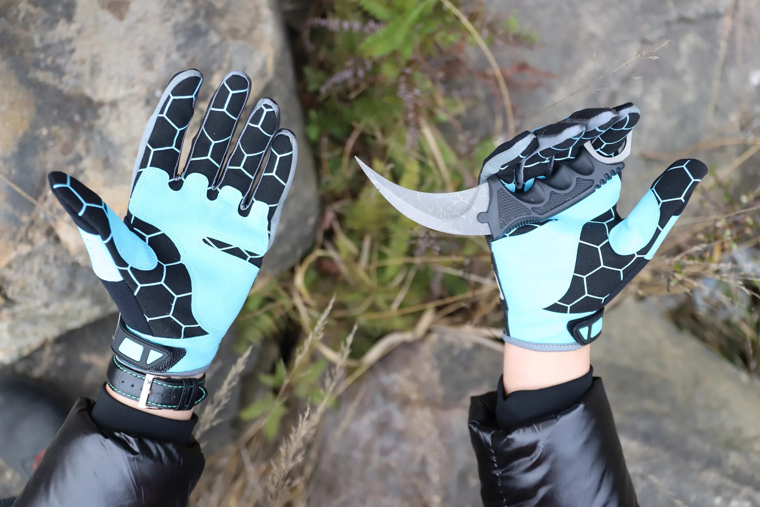 Sport gloves pandora s box. Спортивные перчатки ящик пандоры. Sport gloves pandora s box. Sport gloves pandora s box. Ящик пандоры перчатки.