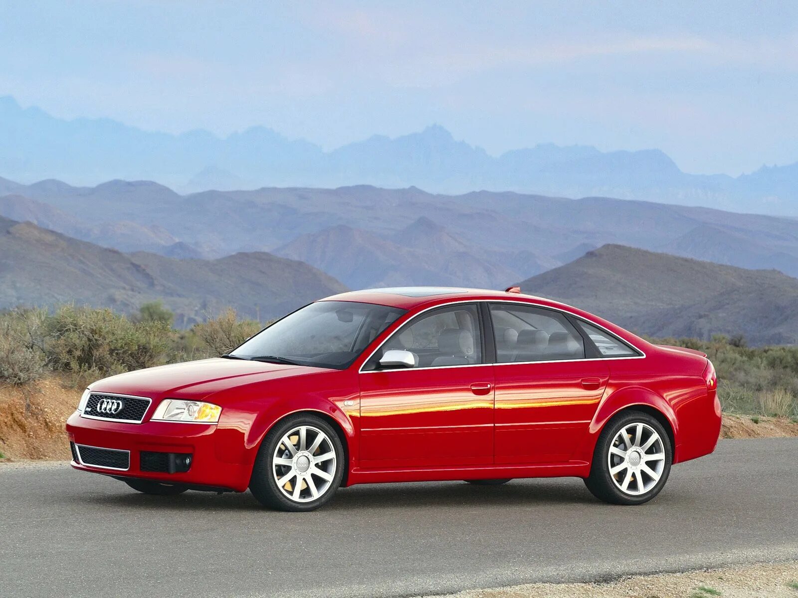 А6 красная. Ауди rs6 2002. Ауди РС 6 2002 седан. Audi rs6 c5. Audi a6 c5 красная.