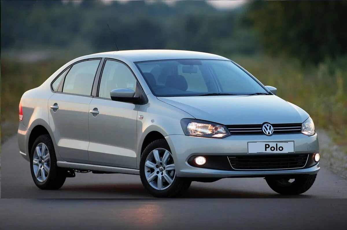 Купить машину фольксваген поло. Volkswagen Polo sedan. Volkswagen Polo sedan (2010). Фольксваген поло 2009. Фольксваген поло 5 седан.