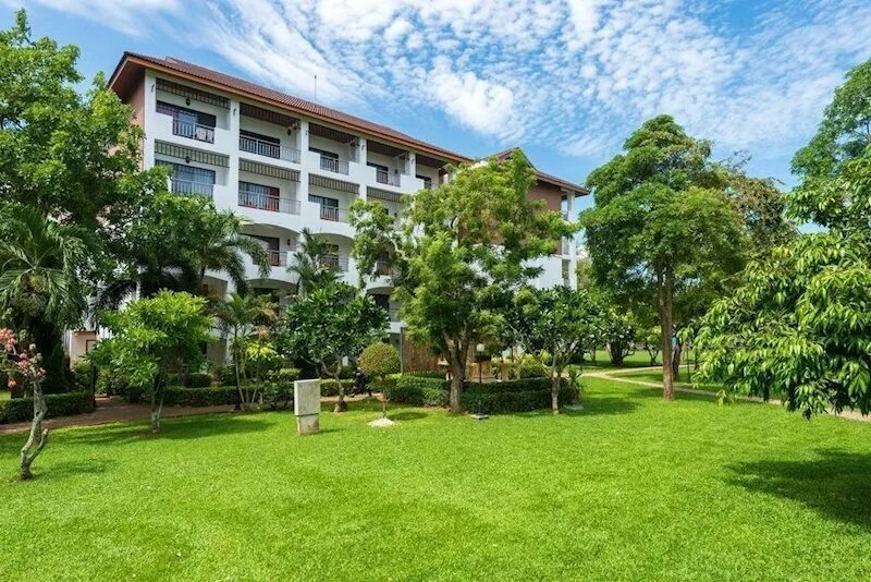 Тайланд паттайя отель пинакл. Отель pinnacle grand jomtien resort spa 4. Пинакл гранд джомтьен в паттайе. Pinnacle grand jomtien resort 3 паттайя таиланд. Отель паттайи пинакл таиланд.