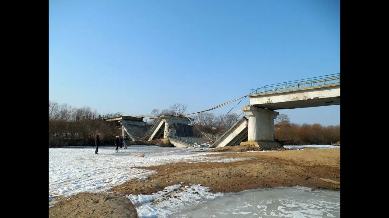 Мост в новолитовске. Рыбалка в новолитовске в августе. Село новолитовск. Село новолитовск приморский край. Мост новолитовск.